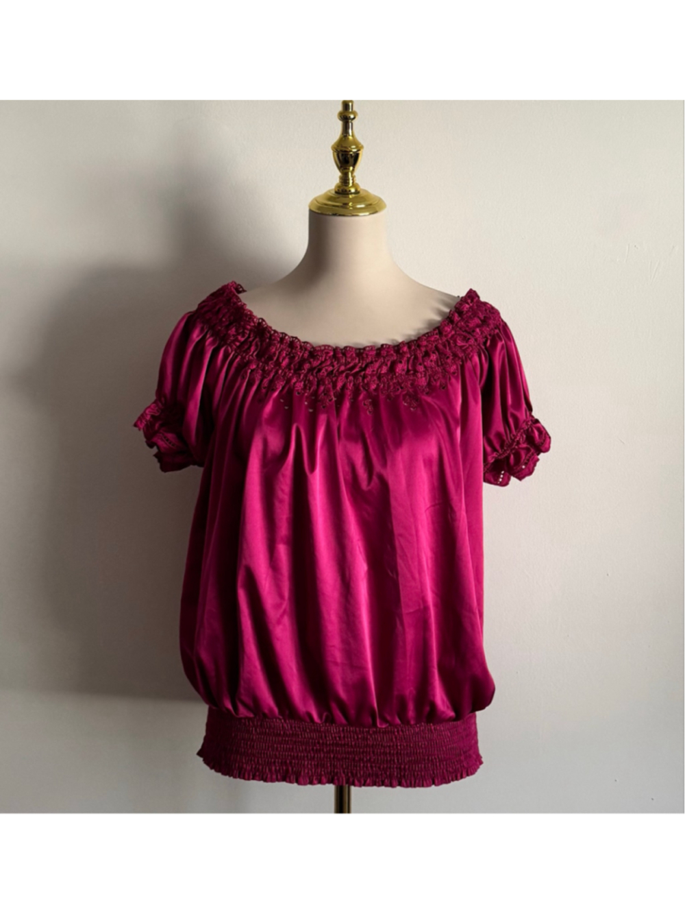 Women's Libian Blouse 1X Pink Off-Shoulder Satin Top
